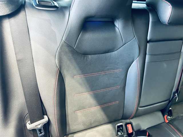 メルセデス・ベンツ ＣＬＡ２００ｄ Sブレーク AMGライン 大阪府 2020(令2)年 3万km コスモスブラック レーダーセーフティP/サンルーフ/ハーフ革/メモリ付きパワーシート/シートヒーター/ACC/ＨＵＤ/純正ナビ/ＴＶ/360度カメラ/純正18インチＡＷ/ＬＥＤヘッドライト/アンビエントライト/電動リアゲート/ワイヤレス充電/ブラインドスポット