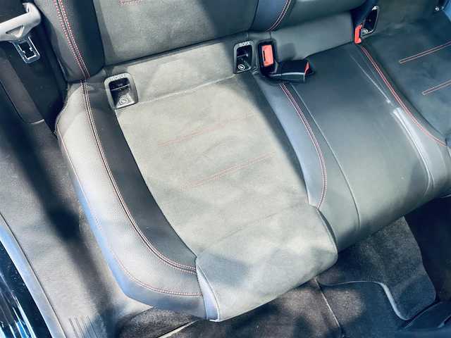 メルセデス・ベンツ ＣＬＡ２００ｄ Sブレーク AMGライン 大阪府 2020(令2)年 3万km コスモスブラック レーダーセーフティP/サンルーフ/ハーフ革/メモリ付きパワーシート/シートヒーター/ACC/ＨＵＤ/純正ナビ/ＴＶ/360度カメラ/純正18インチＡＷ/ＬＥＤヘッドライト/アンビエントライト/電動リアゲート/ワイヤレス充電/ブラインドスポット