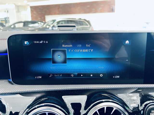 メルセデス・ベンツ ＣＬＡ２００ｄ Sブレーク AMGライン 大阪府 2020(令2)年 3万km コスモスブラック レーダーセーフティP/サンルーフ/ハーフ革/メモリ付きパワーシート/シートヒーター/ACC/ＨＵＤ/純正ナビ/ＴＶ/360度カメラ/純正18インチＡＷ/ＬＥＤヘッドライト/アンビエントライト/電動リアゲート/ワイヤレス充電/ブラインドスポット