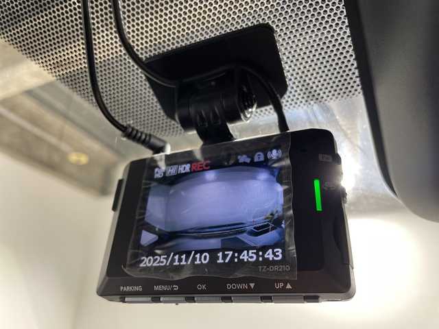 トヨタ ヴェルファイア Z プレミア 福岡県 2024(令6)年 1.5万km ブラック 法人ワンオーナー/純正１４型ナビ/後席モニター/左右独立ムーンルーフ/後席電動サンシェード/パノラミックビューモニター/デュアルパワースライドドア/ビルトインＥＴＣ/シグネチャーイルミグリル（モデリスタ）/イルミルーフスポイラー（モデリスタ）/デジタルインナーミラー/前後ドライブレコーダー/ＴｏｙｏｔａＳａｆｔｙＳｅｎｓｅ/ドライバーモニターカメラ/アドバンスドパーク/プレミアムナッパレザーシート/パワーバックドア/ユニバーサルステップ/スペアキー×１