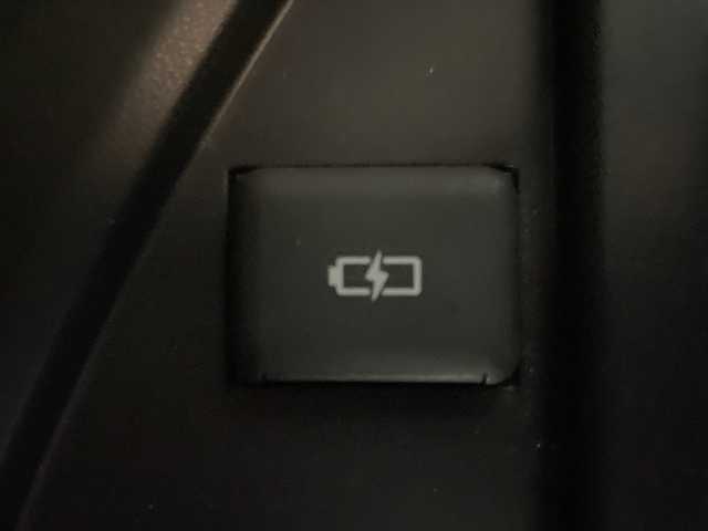 トヨタ ヴェルファイア Z プレミア 福岡県 2024(令6)年 1.5万km ブラック 法人ワンオーナー/純正１４型ナビ/後席モニター/左右独立ムーンルーフ/後席電動サンシェード/パノラミックビューモニター/デュアルパワースライドドア/ビルトインＥＴＣ/シグネチャーイルミグリル（モデリスタ）/イルミルーフスポイラー（モデリスタ）/デジタルインナーミラー/前後ドライブレコーダー/ＴｏｙｏｔａＳａｆｔｙＳｅｎｓｅ/ドライバーモニターカメラ/アドバンスドパーク/プレミアムナッパレザーシート/パワーバックドア/ユニバーサルステップ/スペアキー×１