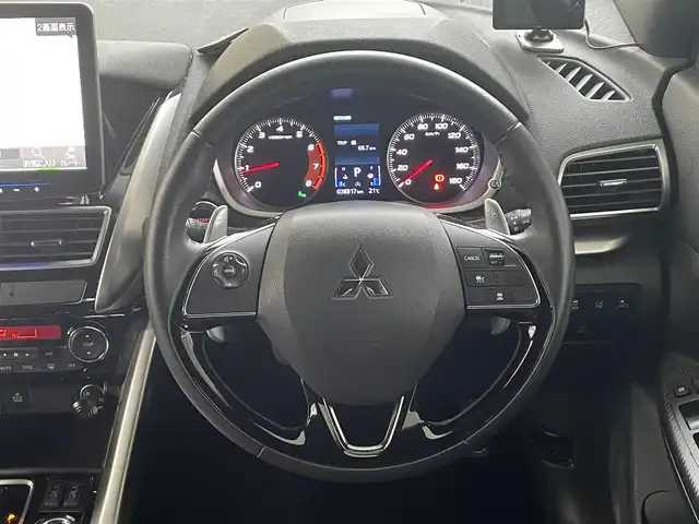 三菱 エクリプス クロス ブラックエディション 愛知県 2020(令2)年 3.9万km シルキーホワイト 4WD／S-AWC/BLACK Edition専用装備/・ピアノブラックフロントグリル/・ブラックマイカドアミラー〈電格／ヒーター付〉/・ブラック塗装18インチAW/ALPINE11型フローティングナビ〈XF11NX〉/・DVD／Bluetooth／地デジTV/バックカメラ/前席シートヒーター/ヘッドアップディスプレイ/ボンネットエンブレム/電動パーキング＆オートホールド/e-アシスト/・衝突被害軽減ブレーキ/・車線逸脱警報システム/・レーダークルーズコントロール/・オートマチックハイビーム/・誤発進抑制制御/・後側方車両検知システム/スマートキーシステム