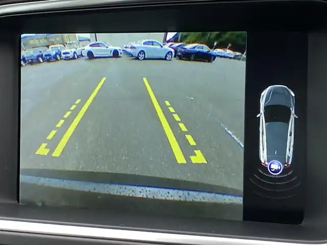 ボルボ Ｖ４０ D4 モメンタム 福岡県 2016(平28)年 2.4万km 黒 ワンオーナー/インテリセーフ　/アダプティブクルーズコントロール/純正ナビ　/バックカメラ/Bluetooth/アンビエントライト/LEDヘッドライト/オートライト　/ステアリングスイッチ　/純正１７インチアルミホイール　/ＥＴＣ