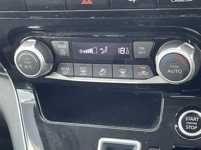 日産 セレナ ハイウェイスター V 福岡県 2020(令2)年 4万km マルーンレッド プロパイロット/フリップダウンモニター/純正１０インチナビ/フルセグTV/CD/DVD/BD/SD/AM/FM/全周囲カメラ/衝突軽減/両側パワースライドドア/ＢＳＷ/パーキングアシスト/ＬＥＤオートライト/ＥＴＣ