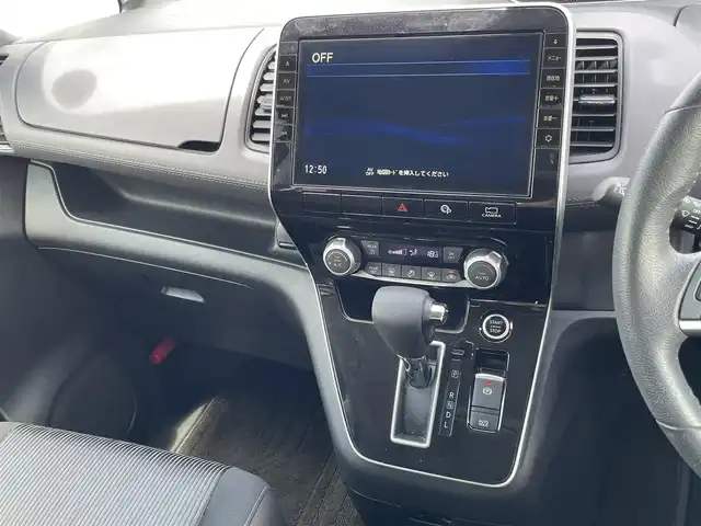 日産 セレナ ハイウェイスター V 福岡県 2020(令2)年 4万km マルーンレッド プロパイロット/フリップダウンモニター/純正１０インチナビ/フルセグTV/CD/DVD/BD/SD/AM/FM/全周囲カメラ/衝突軽減/両側パワースライドドア/ＢＳＷ/パーキングアシスト/ＬＥＤオートライト/ＥＴＣ