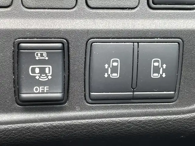 日産 セレナ ハイウェイスター V 福岡県 2020(令2)年 4万km マルーンレッド プロパイロット/フリップダウンモニター/純正１０インチナビ/フルセグTV/CD/DVD/BD/SD/AM/FM/全周囲カメラ/衝突軽減/両側パワースライドドア/ＢＳＷ/パーキングアシスト/ＬＥＤオートライト/ＥＴＣ