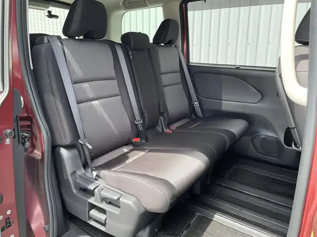 日産 セレナ ハイウェイスター V 福岡県 2020(令2)年 4万km マルーンレッド プロパイロット/フリップダウンモニター/純正１０インチナビ/フルセグTV/CD/DVD/BD/SD/AM/FM/全周囲カメラ/衝突軽減/両側パワースライドドア/ＢＳＷ/パーキングアシスト/ＬＥＤオートライト/ＥＴＣ