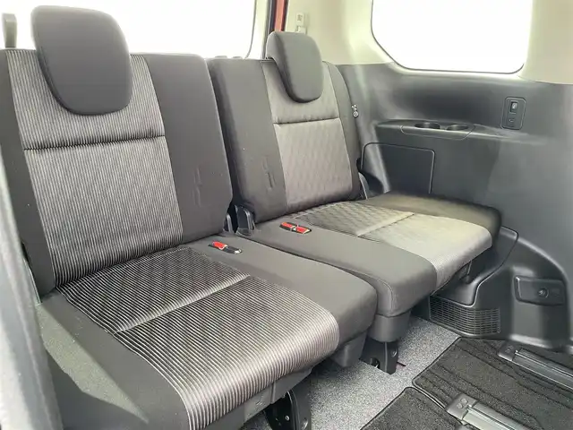 日産 セレナ ハイウェイスター V 福岡県 2020(令2)年 4万km マルーンレッド プロパイロット/フリップダウンモニター/純正１０インチナビ/フルセグTV/CD/DVD/BD/SD/AM/FM/全周囲カメラ/衝突軽減/両側パワースライドドア/ＢＳＷ/パーキングアシスト/ＬＥＤオートライト/ＥＴＣ