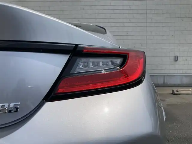 トヨタ ＧＲ８６ SZ 静岡県 2022(令4)年 4万km アイスシルバーメタリック EyeSight/純正9インチナビ(NSZT-Y68T)/　AM FM CD DVD Bluetooth SDREC/フルセグTV/ETC/LEDオートヘッドランプ/レーダークルーズコントロール/リアクリアランスソナー/純正17インチアルミホイール/スマートキー2本/パドルシフト/バックモニター/前方ドライブレコーダー