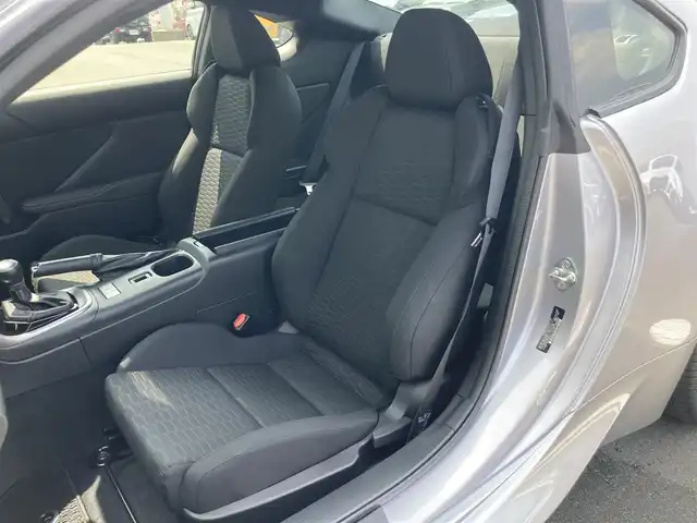 トヨタ ＧＲ８６ SZ 静岡県 2022(令4)年 4万km アイスシルバーメタリック EyeSight/純正9インチナビ(NSZT-Y68T)/　AM FM CD DVD Bluetooth SDREC/フルセグTV/ETC/LEDオートヘッドランプ/レーダークルーズコントロール/リアクリアランスソナー/純正17インチアルミホイール/スマートキー2本/パドルシフト/バックモニター/前方ドライブレコーダー