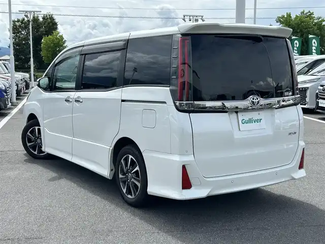 トヨタ ノア Si ダブルバイビーⅢ 奈良県 2020(令2)年 4.1万km ホワイトパールクリスタルシャイン 純正ナビ [NSZT-W68T]/バックカメラ /フルセグTV /ビルトインETC /両側パワースライドドア /ハーフレザーシート /トヨタセーフティセンス /純正16インチAW /コンビステアリング /ビルトインETC /スマートキー2本