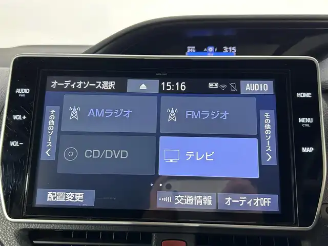 トヨタ ノア Si 大阪府 2018(平30)年 2.6万km ホワイトパールクリスタルシャイン サンルーフ　純正ナビＴＶ　クルコン　衝突軽減　両側パワスラ　バックカメラ　ＥＴＣ　ドラレコ　レーンアシスト　アイドリングストップ　オートハイビーム　オートライト　ＬＥＤヘッドライト　スマートキー