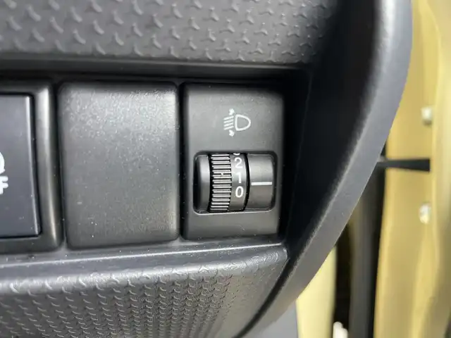 スズキ ハスラー G 三重県 2018(平30)年 4.6万km シフォンアイボリーM /禁煙車//7インチディスプレイオーディオ/　Bluetooth/Apple CarPlay/Android Auto//シートヒーター//プッシュスタート//スマートキー//アイドリングストップ//衝突軽減ブレーキシステム//純正アルミホイール//ライトレベライザー//コーナーセンサー