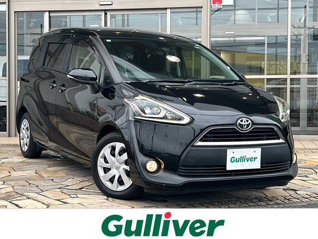 トヨタ シエンタ G クエロ 静岡県 2017(平29)年 5.9万km ブラックマイカ 純正SDナビ/・CD/・DVD/・フルセグＴＶ/・Bluetooth/・AM/・FM/主要装備/・純正ナビ　/・バックカメラ　/・両側パワースライドドア　/・ＬＥＤヘッドライト　/・オートハイビーム　/・オートライト　/・ETC/・トヨタセーフティーセンス　/・レーンキープ　/・プッシュスタート　/・衝突軽減システム　/・ステアリングリモコン/・横滑り防止装置/・純正ホイールキャップ/・フォグランプ/・アイドリングストップ/・