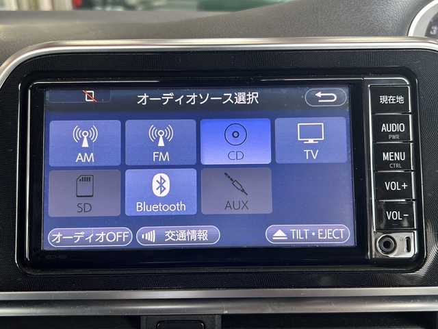 トヨタ シエンタ G クエロ 静岡県 2017(平29)年 5.9万km ブラックマイカ 純正SDナビ/・CD/・DVD/・フルセグＴＶ/・Bluetooth/・AM/・FM/主要装備/・純正ナビ　/・バックカメラ　/・両側パワースライドドア　/・ＬＥＤヘッドライト　/・オートハイビーム　/・オートライト　/・ETC/・トヨタセーフティーセンス　/・レーンキープ　/・プッシュスタート　/・衝突軽減システム　/・ステアリングリモコン/・横滑り防止装置/・純正ホイールキャップ/・フォグランプ/・アイドリングストップ/・