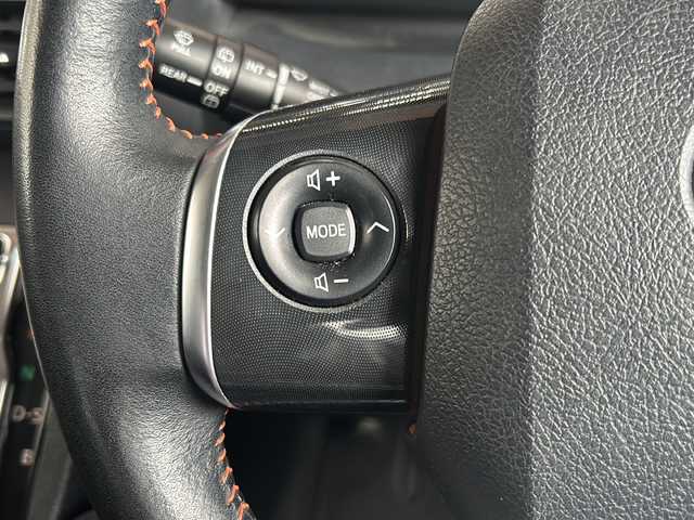 トヨタ シエンタ G クエロ 静岡県 2017(平29)年 5.9万km ブラックマイカ 純正SDナビ/・CD/・DVD/・フルセグＴＶ/・Bluetooth/・AM/・FM/主要装備/・純正ナビ　/・バックカメラ　/・両側パワースライドドア　/・ＬＥＤヘッドライト　/・オートハイビーム　/・オートライト　/・ETC/・トヨタセーフティーセンス　/・レーンキープ　/・プッシュスタート　/・衝突軽減システム　/・ステアリングリモコン/・横滑り防止装置/・純正ホイールキャップ/・フォグランプ/・アイドリングストップ/・