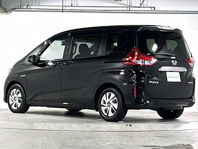 ホンダ フリード ハイブリット G ホンダセンシング 広島県 2019(令1)年 6.9万km プレミアムスパークルブラックパール 禁煙/純正ナビ/CD/DVD/DTV/Bluetooth/バックカメラ/両側パワースライドドア/レーダークルーズコントロール/LEDオートライト/スマートキー/スペアキー/プッシュスタート/ビルトインETC/ドライブレコーダー/ステアリングスイッチ/コーナーセンサー/純正フロアマット/ドアバイザー