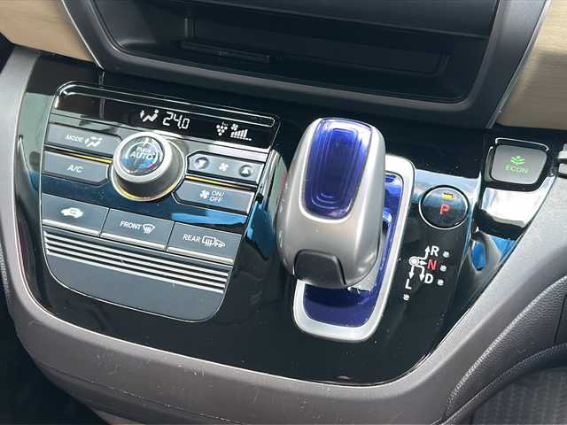 ホンダ フリード ハイブリット G ホンダセンシング 広島県 2019(令1)年 6.9万km プレミアムスパークルブラックパール 禁煙/純正ナビ/CD/DVD/DTV/Bluetooth/バックカメラ/両側パワースライドドア/レーダークルーズコントロール/LEDオートライト/スマートキー/スペアキー/プッシュスタート/ビルトインETC/ドライブレコーダー/ステアリングスイッチ/コーナーセンサー/純正フロアマット/ドアバイザー