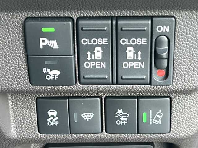 ホンダ フリード ハイブリット G ホンダセンシング 広島県 2019(令1)年 6.9万km プレミアムスパークルブラックパール 禁煙/純正ナビ/CD/DVD/DTV/Bluetooth/バックカメラ/両側パワースライドドア/レーダークルーズコントロール/LEDオートライト/スマートキー/スペアキー/プッシュスタート/ビルトインETC/ドライブレコーダー/ステアリングスイッチ/コーナーセンサー/純正フロアマット/ドアバイザー