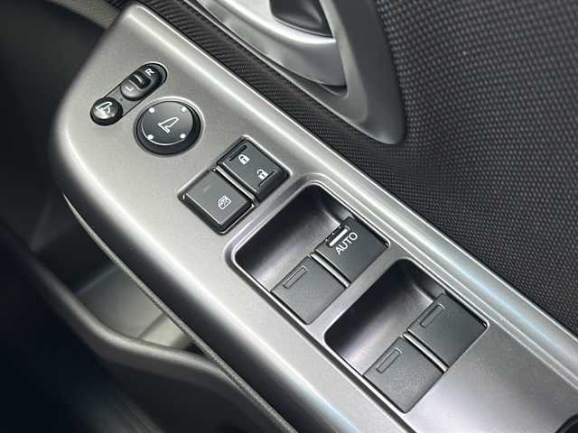 ホンダ フリード ハイブリット G ホンダセンシング 広島県 2019(令1)年 6.9万km プレミアムスパークルブラックパール 禁煙/純正ナビ/CD/DVD/DTV/Bluetooth/バックカメラ/両側パワースライドドア/レーダークルーズコントロール/LEDオートライト/スマートキー/スペアキー/プッシュスタート/ビルトインETC/ドライブレコーダー/ステアリングスイッチ/コーナーセンサー/純正フロアマット/ドアバイザー