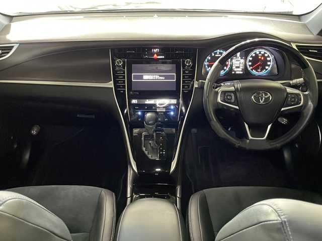 トヨタ ハリアー プレミアム スタイルモーヴ 広島県 2015(平27)年 3.8万km スパークリングブラックパールクリスタルシャイン 純正8型ナビ　/シートヒーター　/バックカメラ　/フルセグTV　/パワーシート　/クルーズコントロール　/オートハイビーム/衝突軽減ブレーキ　/レーンキープアシスト　/LEDヘッドランプ　/ドライブレコーダー　/ETC/純正18インチアルミホイール(235/55/R18)/エアバック（運転席/助手席/サイド/カーテン）