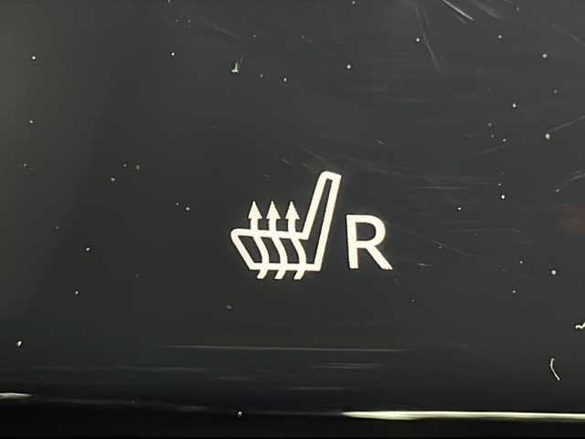 トヨタ ハリアー プレミアム スタイルモーヴ 広島県 2015(平27)年 3.8万km スパークリングブラックパールクリスタルシャイン 純正8型ナビ　/シートヒーター　/バックカメラ　/フルセグTV　/パワーシート　/クルーズコントロール　/オートハイビーム/衝突軽減ブレーキ　/レーンキープアシスト　/LEDヘッドランプ　/ドライブレコーダー　/ETC/純正18インチアルミホイール(235/55/R18)/エアバック（運転席/助手席/サイド/カーテン）