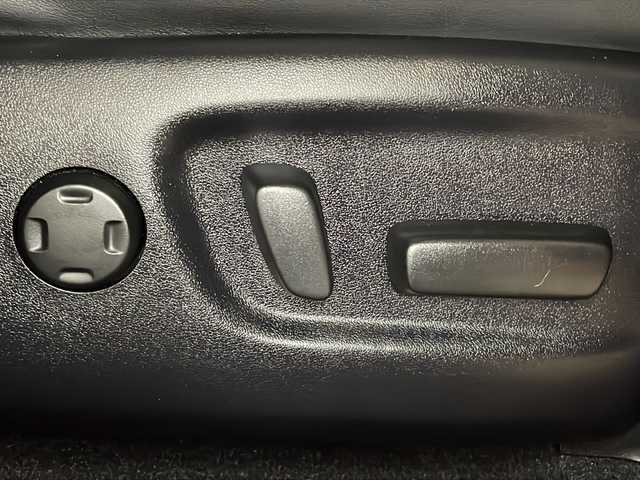 トヨタ ハリアー プレミアム スタイルモーヴ 広島県 2015(平27)年 3.8万km スパークリングブラックパールクリスタルシャイン 純正8型ナビ　/シートヒーター　/バックカメラ　/フルセグTV　/パワーシート　/クルーズコントロール　/オートハイビーム/衝突軽減ブレーキ　/レーンキープアシスト　/LEDヘッドランプ　/ドライブレコーダー　/ETC/純正18インチアルミホイール(235/55/R18)/エアバック（運転席/助手席/サイド/カーテン）