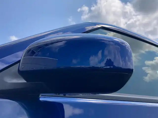 日産 フェアレディ Ｚ バージョンS 静岡県 2021(令3)年 1.7万km オーロラフレアブルーパール 純正HDDナビ/　AM FM CD DVD Bluetooth/ビルトインETC/HIDオートヘッドランプ/純正19インチアルミホイール/革巻きステアリング/ステアリングスイッチ/フロントフォグランプ/スマートキー＆プッシュスタート/純正フロアマット/6速MT/フルセグTV/バックモニター