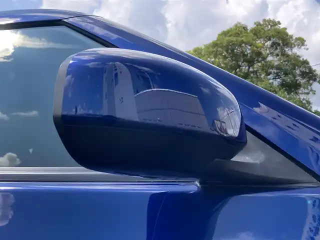 日産 フェアレディ Ｚ バージョンS 静岡県 2021(令3)年 1.7万km オーロラフレアブルーパール 純正HDDナビ/　AM FM CD DVD Bluetooth/ビルトインETC/HIDオートヘッドランプ/純正19インチアルミホイール/革巻きステアリング/ステアリングスイッチ/フロントフォグランプ/スマートキー＆プッシュスタート/純正フロアマット/6速MT/フルセグTV/バックモニター