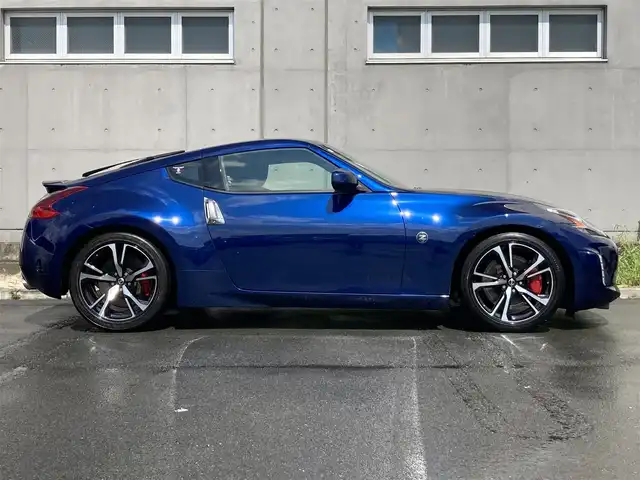 日産 フェアレディ Ｚ バージョンS 静岡県 2021(令3)年 1.7万km オーロラフレアブルーパール 純正HDDナビ/　AM FM CD DVD Bluetooth/ビルトインETC/HIDオートヘッドランプ/純正19インチアルミホイール/革巻きステアリング/ステアリングスイッチ/フロントフォグランプ/スマートキー＆プッシュスタート/純正フロアマット/6速MT/フルセグTV/バックモニター