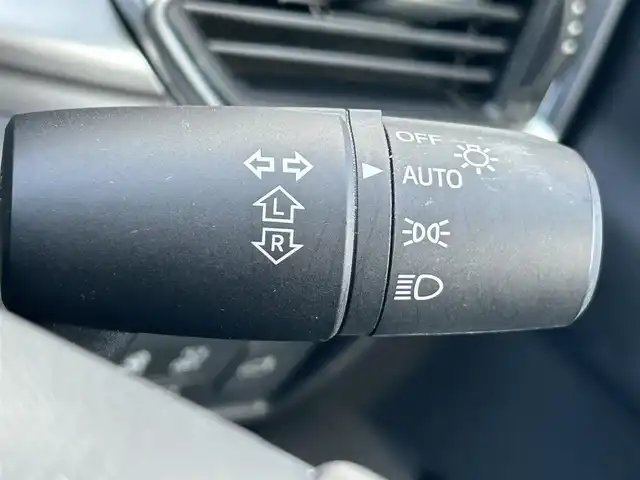 マツダ ＣＸ－５ XD プロアクティブ 三重県 2019(令1)年 2.7万km ソウルレッドクリスタルM 純正ナビ　/バックカメラ　/ＢＳＭ　/ＥＴＣ　/コーナーセンサー　/スペアキー　/パワーバックドア　/前席シートヒーター　/運転席パワーシート/レーダークルーズコントロール　/レーンキープアシスト/衝突軽減ブレーキ/ＵＳＢ給電ポート/ＬＥＤヘッドライト　/オートハイビーム　/オートライト/革巻きステアリング/ステアリングスイッチ/フロアマット/電動格納ミラー/禁煙車