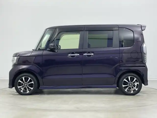 ホンダ Ｎ ＢＯＸ カスタム G EX 新潟県 2017(平29)年 6.5万km プレミアムベルベットパープル・パール ナビ装着スペシャルパッケージ/片側パワースライドドア/専用Gathers8型ナビ(CD/DVD/BT/SD/AM/FM/AppleCarPlay/AndroidAuto)/バックカメラ/革巻きステアリング/ステアリングスイッチ/ビルドインETC/前方ドライブレコーダー(CRV-220D)/前席シートヒーター/純正フロアマット/純正AW/ロールサンシェード/プッシュスタート/スマートキー