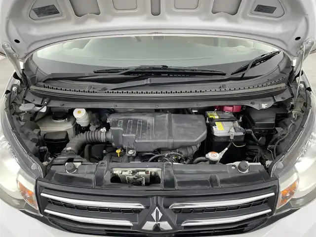 三菱 ｅＫワゴン G　セーフティPKG 大分県 2015(平27)年 3.1万km シルキーホワイト 社外SDナビ/（フルセグ/CD/DVD/AM/FM)/アラウンドビューモニター/衝突軽減ブレーキ/オートハイビーム/オートライト/HIDヘッドライト/オートエアコン/運転席シートヒーター/純正アルミホイール/電動格納ミラー/プッシュスタート・スマートキー/保証書・取扱説明書