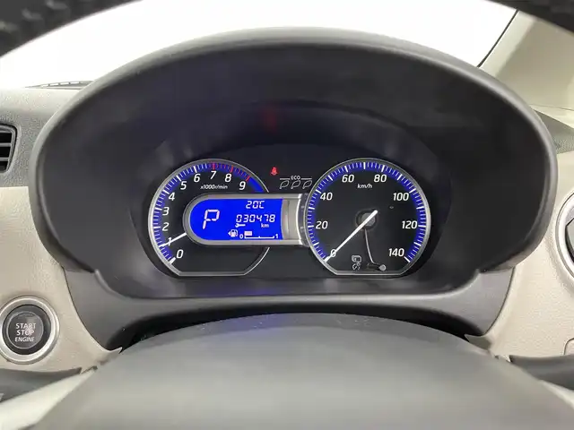 三菱 ｅＫワゴン G　セーフティPKG 大分県 2015(平27)年 3.1万km シルキーホワイト 社外SDナビ/（フルセグ/CD/DVD/AM/FM)/アラウンドビューモニター/衝突軽減ブレーキ/オートハイビーム/オートライト/HIDヘッドライト/オートエアコン/運転席シートヒーター/純正アルミホイール/電動格納ミラー/プッシュスタート・スマートキー/保証書・取扱説明書