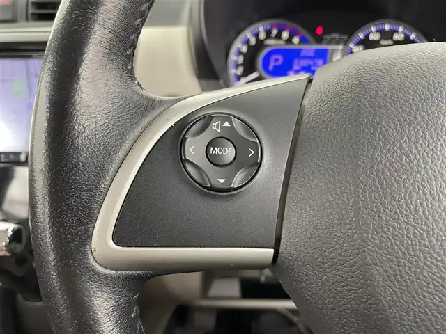 三菱 ｅＫワゴン G　セーフティPKG 大分県 2015(平27)年 3.1万km シルキーホワイト 社外SDナビ/（フルセグ/CD/DVD/AM/FM)/アラウンドビューモニター/衝突軽減ブレーキ/オートハイビーム/オートライト/HIDヘッドライト/オートエアコン/運転席シートヒーター/純正アルミホイール/電動格納ミラー/プッシュスタート・スマートキー/保証書・取扱説明書