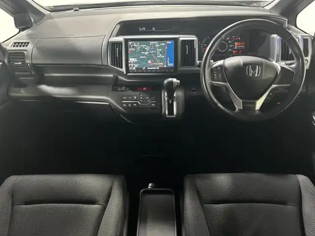 ホンダ ステップワゴン スパーダ Z 神奈川県 2013(平25)年 9万km プレミアムスパークルブラックパール 純正9インチナビ/バックカメラ/ビルトインETC/ステアリングリモコン/パドルシフト/オートエアコン/両側パワースライドドア/純正HIDヘッドライト/フォグランプ/純正16インチアルミホイール/横滑り防止機能/ヒルスタートアシスト/電動格納ウィンカーミラー/ドアバイザー