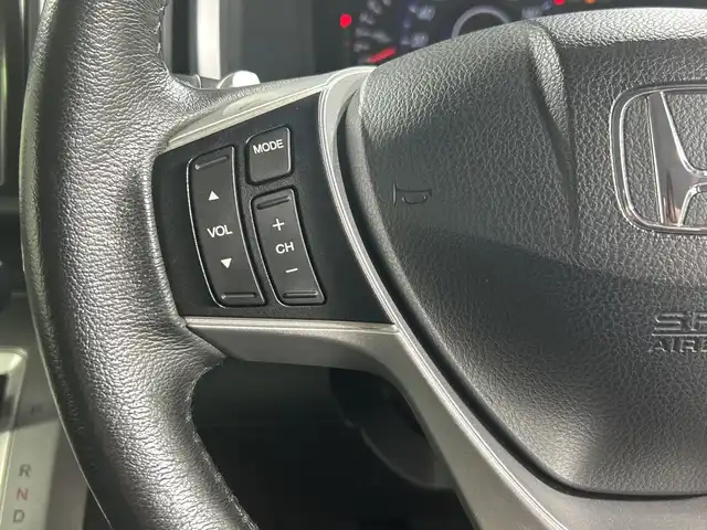 ホンダ ステップワゴン スパーダ Z 神奈川県 2013(平25)年 9万km プレミアムスパークルブラックパール 純正9インチナビ/バックカメラ/ビルトインETC/ステアリングリモコン/パドルシフト/オートエアコン/両側パワースライドドア/純正HIDヘッドライト/フォグランプ/純正16インチアルミホイール/横滑り防止機能/ヒルスタートアシスト/電動格納ウィンカーミラー/ドアバイザー