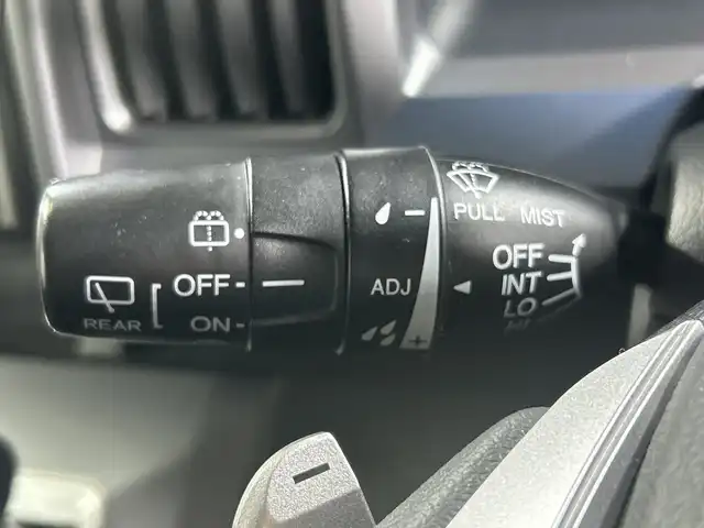 ホンダ ステップワゴン スパーダ Z 神奈川県 2013(平25)年 9万km プレミアムスパークルブラックパール 純正9インチナビ/バックカメラ/ビルトインETC/ステアリングリモコン/パドルシフト/オートエアコン/両側パワースライドドア/純正HIDヘッドライト/フォグランプ/純正16インチアルミホイール/横滑り防止機能/ヒルスタートアシスト/電動格納ウィンカーミラー/ドアバイザー