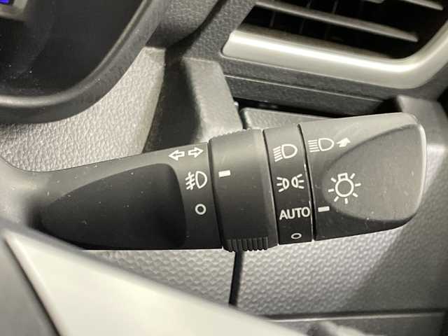 トヨタ ルーミー カスタムG－T 栃木県 2019(令1)年 5.1万km パールホワイトⅢ ワンオーナー/ターボ/SDナビ/（CD/DVD/Bluetooth/フルセグTV）/バックモニター/スマートアシスト/前後コーナーセンサー/ビルトインETC/両側パワースライドドア/前席シートヒーター/オートライト/LEDヘッドライト/横滑り防止装置/フォグランプ/スマートキー/プッシュスタート/アイドリングストップ/ステアリングスイッチ/革巻きステアリング/電動格納ミラー/純正アルミホイール/純正フロアマット