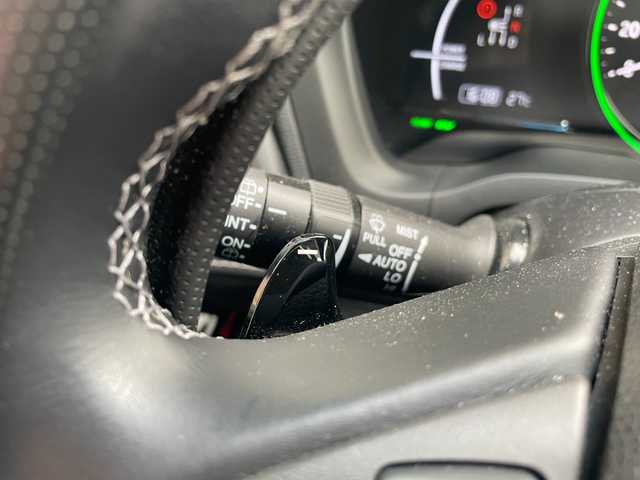 ホンダ ヴェゼル ハイブリッド Z ホンダセンシング 兵庫県 2018(平30)年 2万km プラチナホワイトパール ワンオーナー/プッシュスタート/純正SDナビ/【AM/FM/CD/DVD/USB/HDMI/Bluetooth】/フルセグTV/バックカメラ/ドライブレコーダー/クルーズコントロール/ビルトインETC/衝突軽減ブレーキ/横滑り防止装置/車線逸脱防止装置/パワーシート/前席シートヒーター/ルーフレール/ウィンカーミラー/フォグランプ