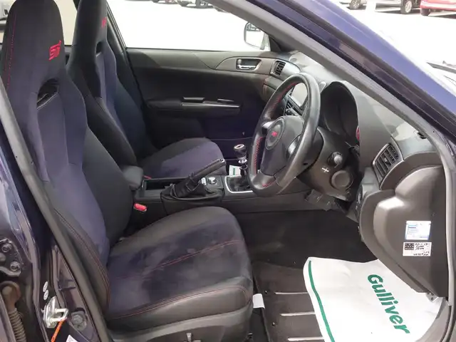 スバル インプレッサ ＷＲＸ STi 山形県 2011(平23)年 5.3万km プラズマブルーシリカ 4WD/6MT/HDDナビ/　　【CD DVD BT フルセグ USB AM/FM】/HIDヘッドライト/ハーフレザーシート/パワーシート/18インチアルミホイール/ターボ/電動格納ウィンカーミラー/フォグランプ/純正フロアマット/ドアバイザ―/スマートキー×2/ETC
