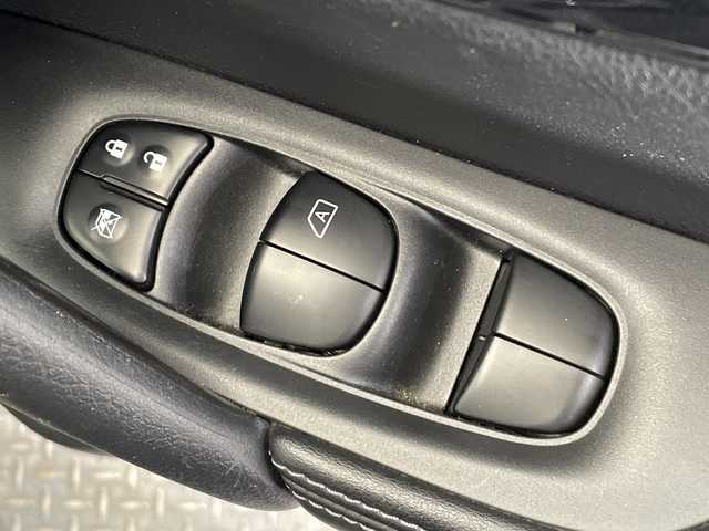 日産 エクストレイル 20Xi 栃木県 2020(令2)年 4.2万km ダイヤモンドブラック メモリーナビ/（CD/Bluetooth/USB/フルセグTV）/バックカメラ/全方位カメラ/衝突軽減ブレーキ/前後コーナーセンサー/前方ドラレコ/パワーバックドア/パワーシート/全席シートヒーター/合皮シート/禁煙車/デジタルインナーミラー/オートライト/LEDヘッドライト/横滑り防止装置/フォグランプ/スマートキー/プッシュスタート/アイドリングストップ/ステアリングスイッチ/革巻きステアリング/電動格納ミラー/純正アルミホイール/社外フロアマット