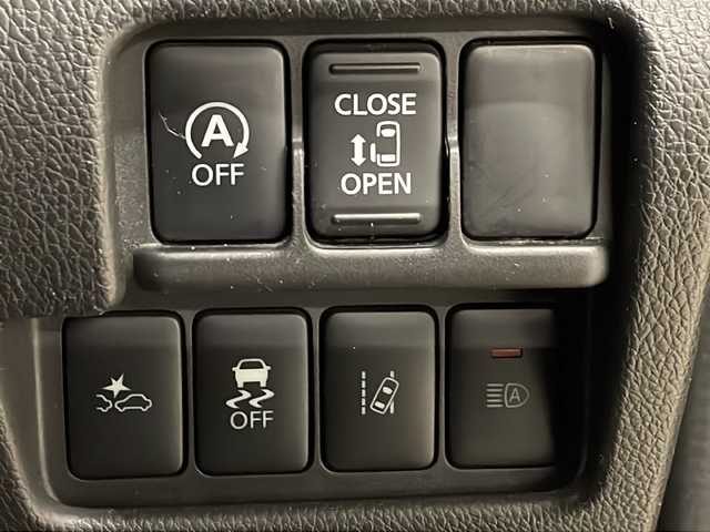 日産 デイズ ルークス ハイウェイスター Xターボ 熊本県 2019(平31)年 6万km ブラック 純正メモリーナビ（ＤＶＤ/ＣＤ/ＢＴ/フルセグ）/全周囲カメラ/ＥＴＣ/前方ドライブレコーダー/アイドリングストップ/衝突被害軽減システム/レーンキープアシスト/ステアリングリモコン/コーナーセンサー/左側パワースライドドア/純正１４inアルミホイール/オートライト/ＬＥＤライト/ウィンカーミラー/電動格納ミラー/スマートキー/プッシュスタート/横滑り防止装置/ドアバイザー/フロアマット/スマートスペアキー有