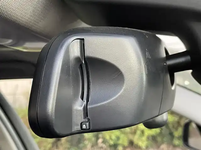 ＢＭＷ １１８ｄ スポーツ 東京都 2017(平29)年 14.2万km サファイアブラックP ユーザー買取車/純正ナビ/・AUX/CD/DVD/BT/USB/バックカメラ/追従クルコン/レーンキープアシスト/クリアランスソナー/harman/kardonサウンドシステム/横滑り防止装置/ドライブモード/ミラー一体型ＥＴＣ/アイドリングストップ/純正アルミ/Ｆフォグランプ/プッシュスタート