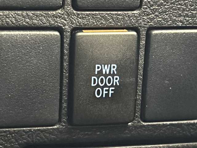 トヨタ ヴェルファイア Z 宮城県 2015(平27)年 6万km ブラック アルパイン10インチナビ/12.8インチフリップダウンモニター/両側パワースライドドア/RS-Rダウンサス(純正部品車載)/バックカメラ/ビルトインETC/プッシュスタート/スマートキー/オートライト/LEDヘッドライト/フォグランプ/ドアバイザー/純正フロアマット/レザー調シートカバー/純正18インチアルミホイール