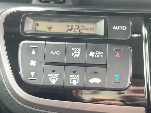 ホンダ Ｎ ＢＯＸ カスタム SSパッケージ 佐賀県 2014(平26)年 7.9万km プレミアムホワイトパール Carrozzeriaナビ/CTBA/両側パワースライドドア/ETC/革巻きステアリング/ステアリングリモコン/プッシュスタート/スマートキー/HIDヘッドライト/フォグライト/純正アルミホイール