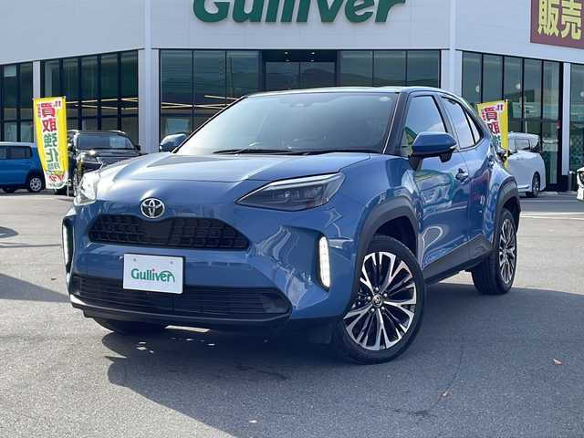 トヨタ ヤリスクロス Z 長野県 2023(令5)年 1万km グレイッシュブルー 禁煙車/8インチディスプレイオーディオ/（Bluetooth/Miracast）/セーフティセンス/・プリクラッシュセーフティ/・レーントレーシングアシスト/・レーダークルーズコントロール/・オートマチックハイビーム/・ロードサインアシスト/・先行車発進告知機能/・セカンダリーコリジョンブレーキ/・インテリジェントクリアランスソナー/バックカメラ/ビルトインETC/ドライブレコーダー機能付デジタルインナーミラー/ハーフレザーシート/運転席パワーシート/前席シートヒーター/革巻きステアリング/ステアリングスイッチ/ステアリングヒーター/電動パーキングブレーキ/ブレーキホールド/LEDヘッドライト/オートライト/スマートキー/Pスタート/電動格納ミラー/純正18インチAW/フロアマット