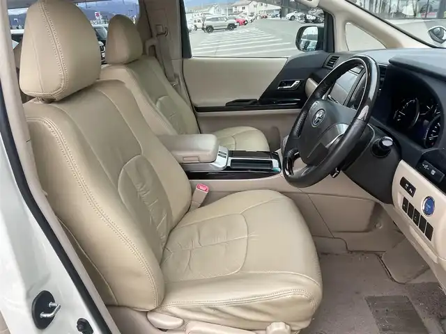 トヨタ アルファードハイブリット X 長野県 2012(平24)年 10.9万km ゴールドパールクリスタルシャイン ALPINEナビ/ALPINEフリップダウンモニター/ＣＤ・ＤＶＤ再生/Bluetooth Audio/バックカメラ/両側パワースライドドア/スマートキー/プッシュスタート/HIDライト/オートライト/革調シートカバー/前後ドライブレコーダー/ETC/コーナーセンサー/クルーズコントロール