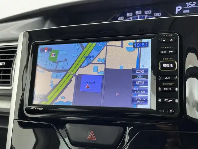 ダイハツ タント カスタム X SA 宮城県 2013(平25)年 6万km パールホワイトⅢ 純正ナビ　/スマートアシスト　/パワースライドドア　/ＨＩＤヘッドランプ　/フォグランプ　/衝突軽減ブレーキ　/バックモニター　/ＥＴＣ　/オートライト　/オートエアコン　/スマートキー　/純正１４インチＡＷ　/禁煙車