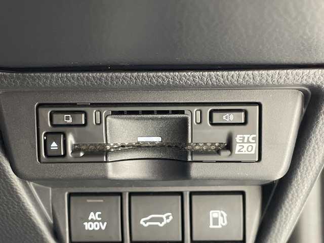 トヨタ プリウス Z 福島県 2024(令6)年 1.5万km プラチナホワイトパールマイカ /モデリスタエアロ　//１２．３インチ純正ナビ(AM/FM/BTA/TV)//全方位カメラ　//衝突被害軽減ブレーキ　//レーダークルーズコントロール　//シートヒーター(D/N)　//エアシート(D/N)　//パワーシート(D席のみ)　//電動リアゲート　//純正ビルトインＥＴＣ２．０　//置くだけ充電//ブラインドスポットモニター//ステアリングヒーター//インテリジェントルームミラー//100V電源//コーナーセンサー(前後)//USB入力端子//スペアキー//LEDヘッドライト